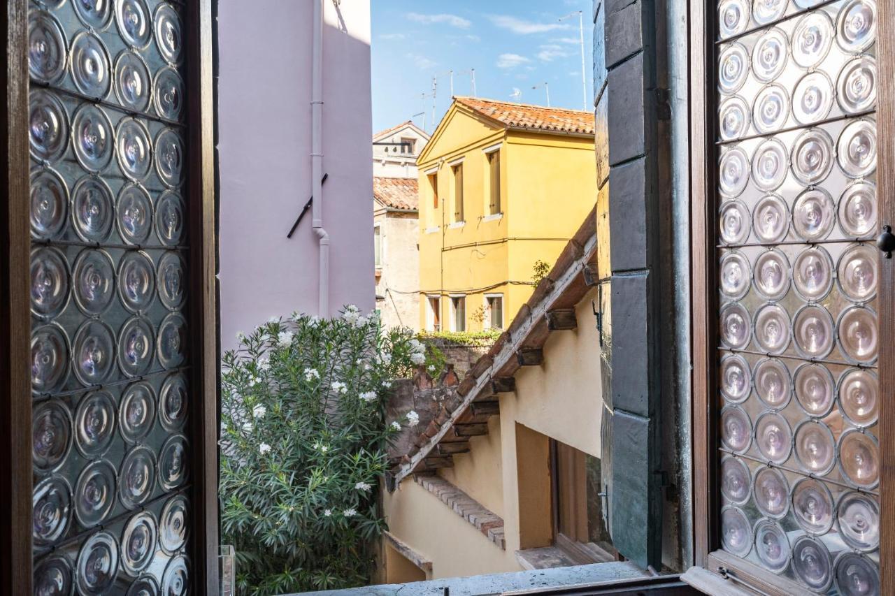 Residenza Centopietre - Dorsoduro By Wonderful Italy Velence Kültér fotó